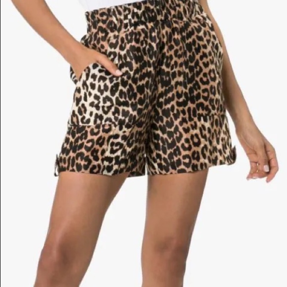 Ganni Linen Leopard Print Shorts Size 34 (Fits a 2/4)